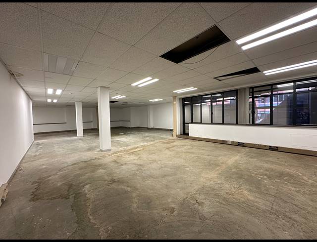 1,731M² OFFICE TO LET IN SANDTON CENTRAL